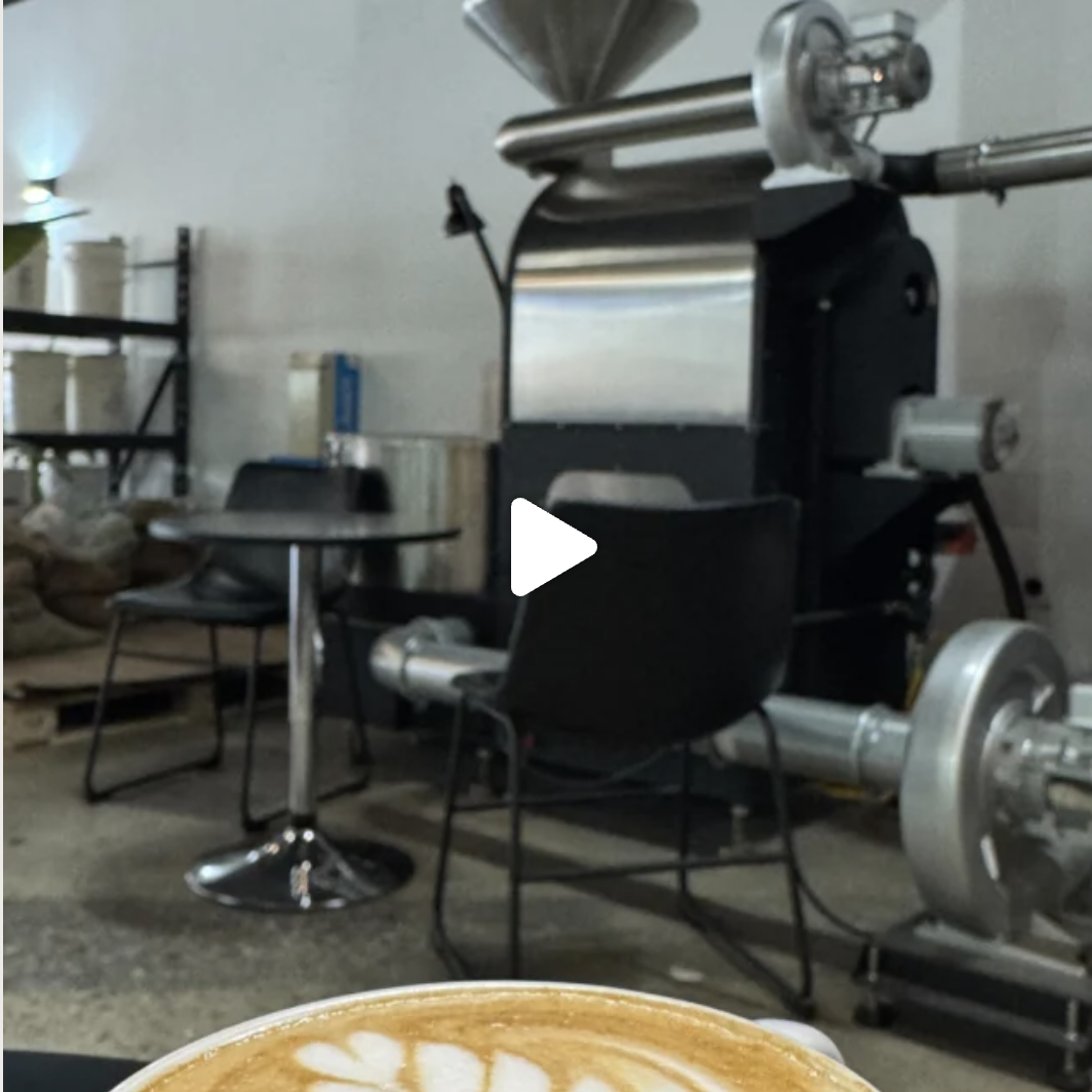 Coffee roaster machine in the Cupla roastery.